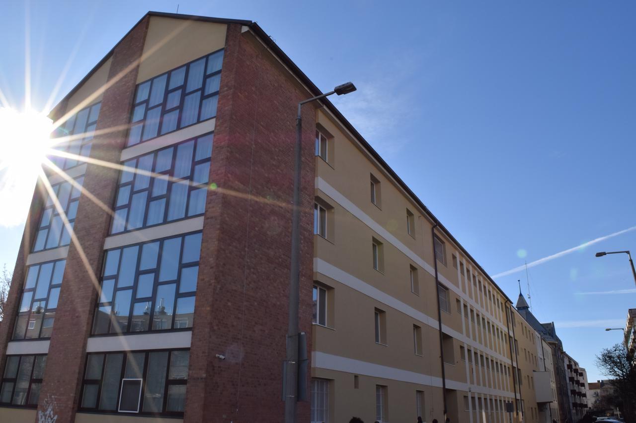 Auberge de jeunesse Marothi Kollegium à Debrecen Extérieur photo